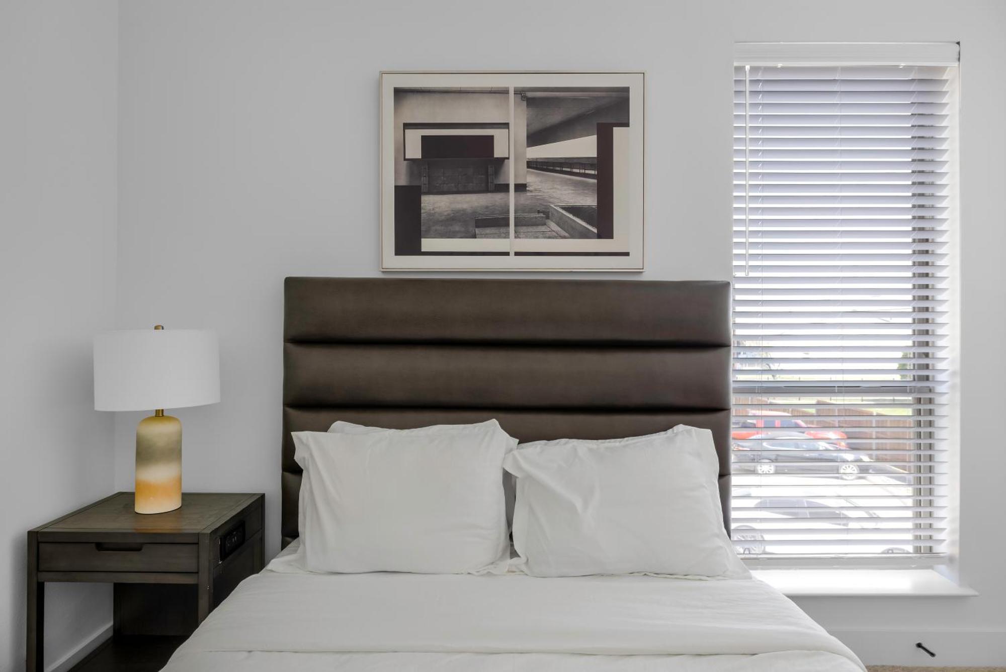 Railyard Apartments By Barsala Denton Rom bilde