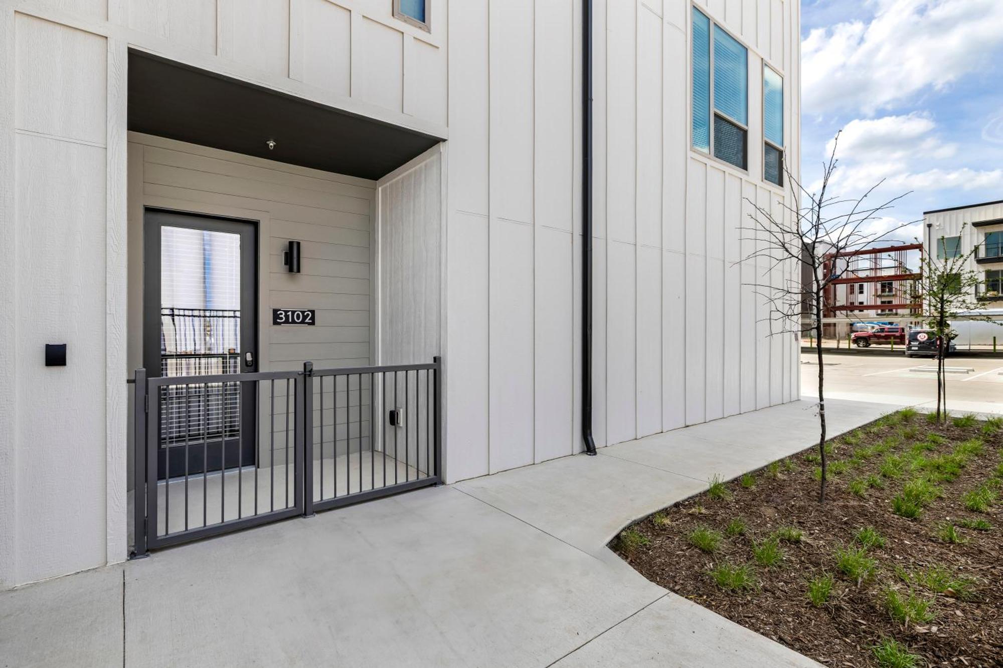 Railyard Apartments By Barsala Denton Rom bilde