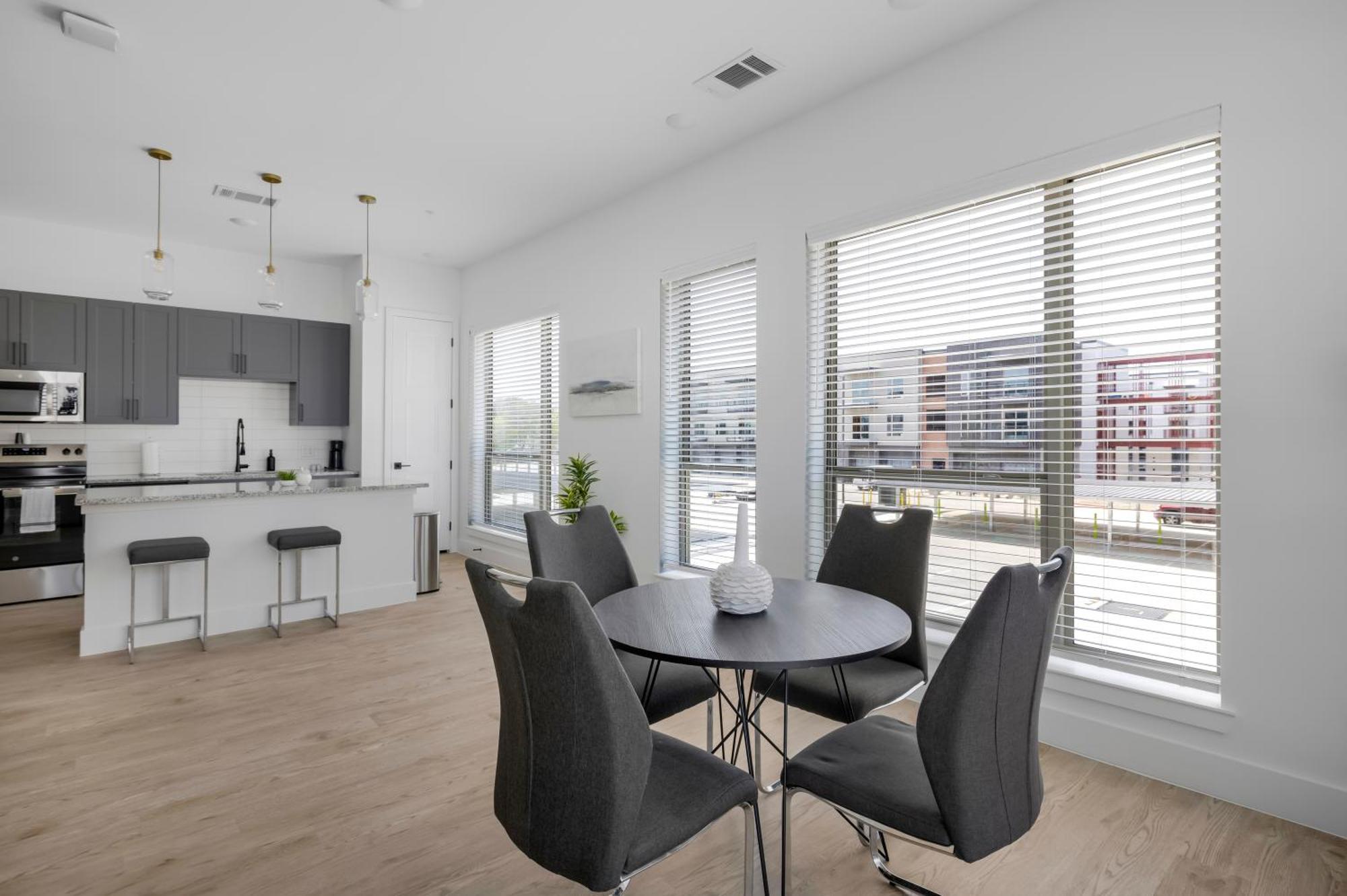 Railyard Apartments By Barsala Denton Rom bilde