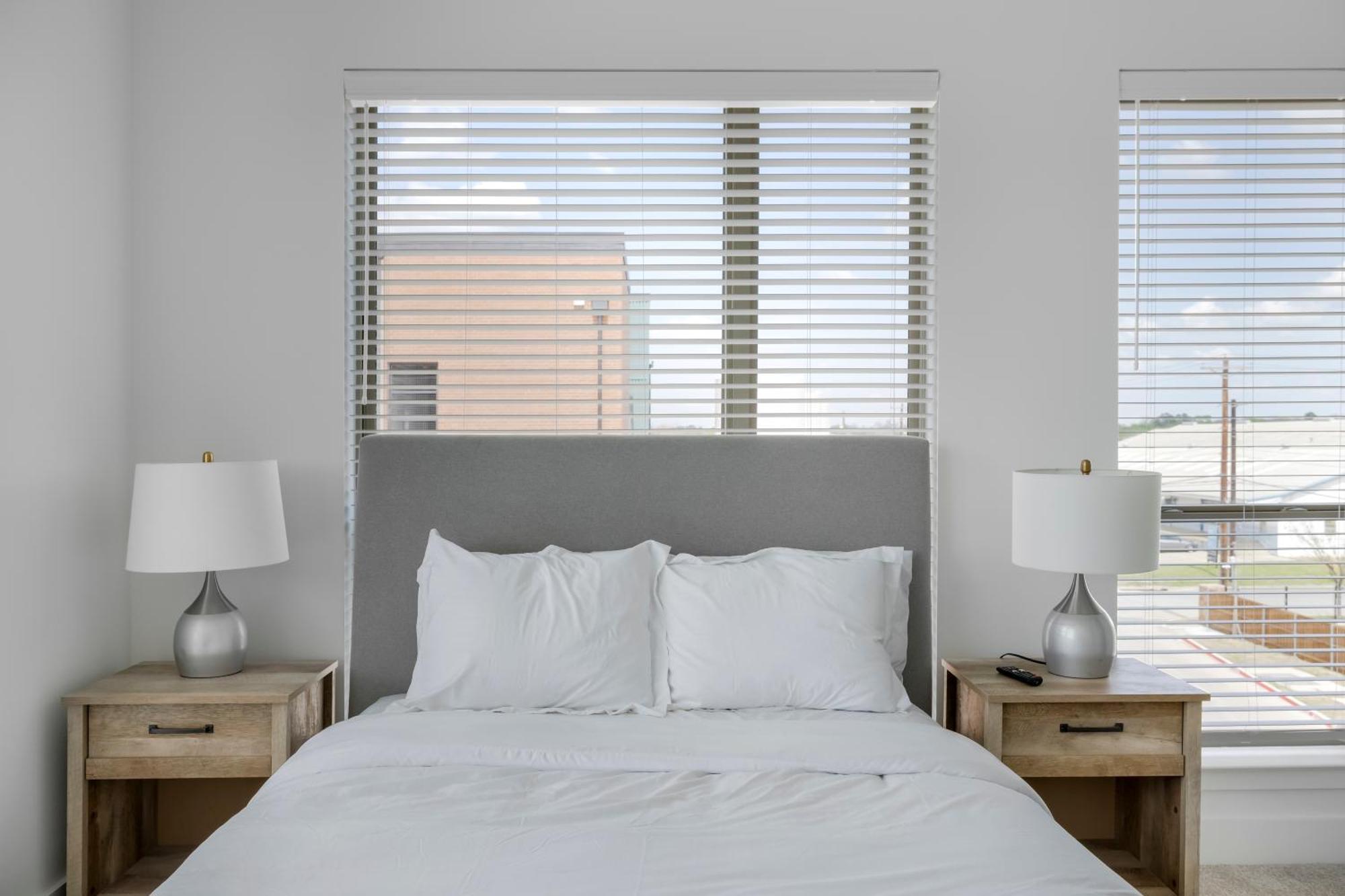 Railyard Apartments By Barsala Denton Rom bilde